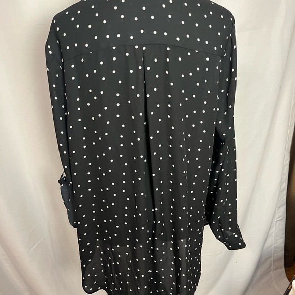 Fred David black top with small white polka dots 1x - Picture 6 of 7